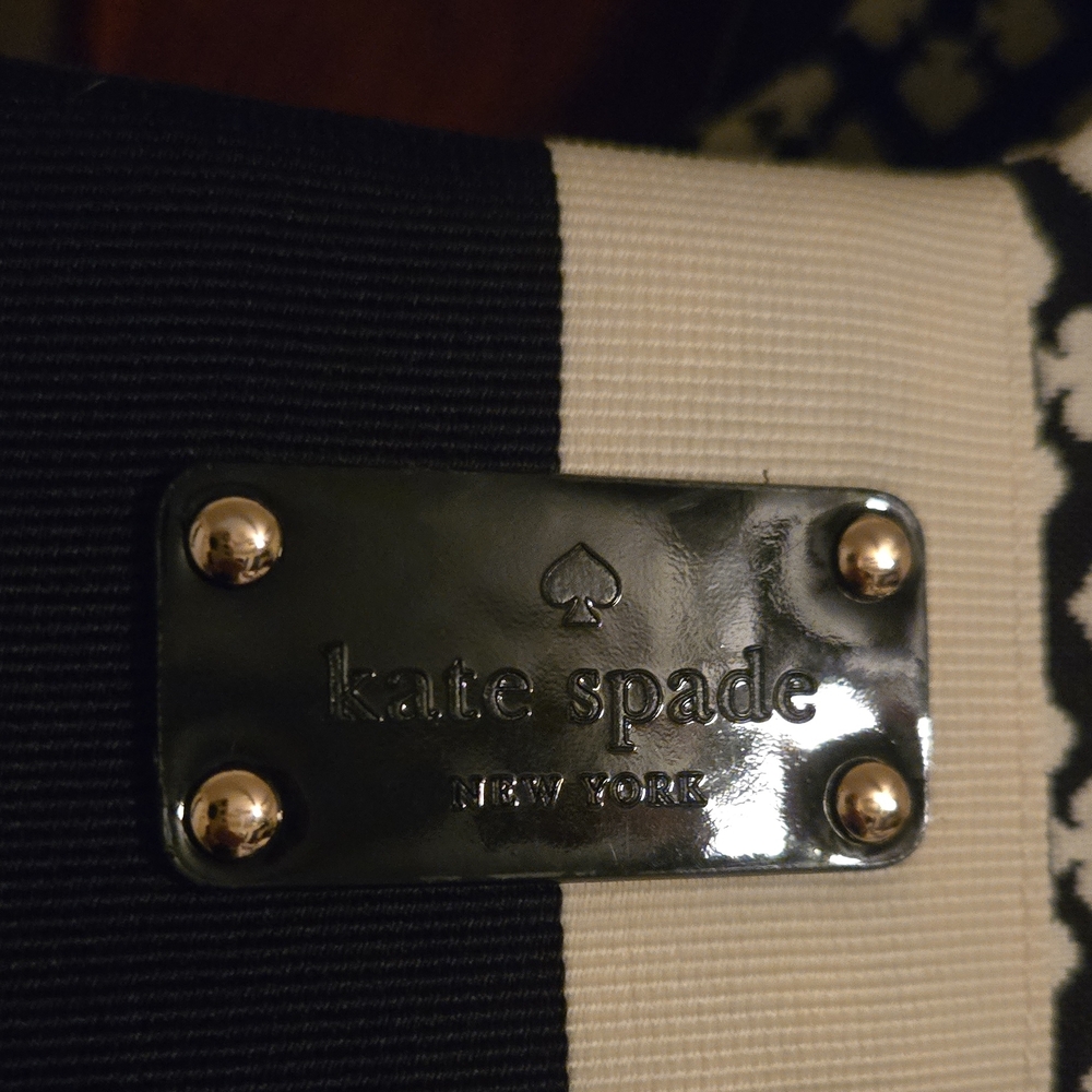 Kate Spade Black and Cream Geometric Tote - Picture 2 of 5